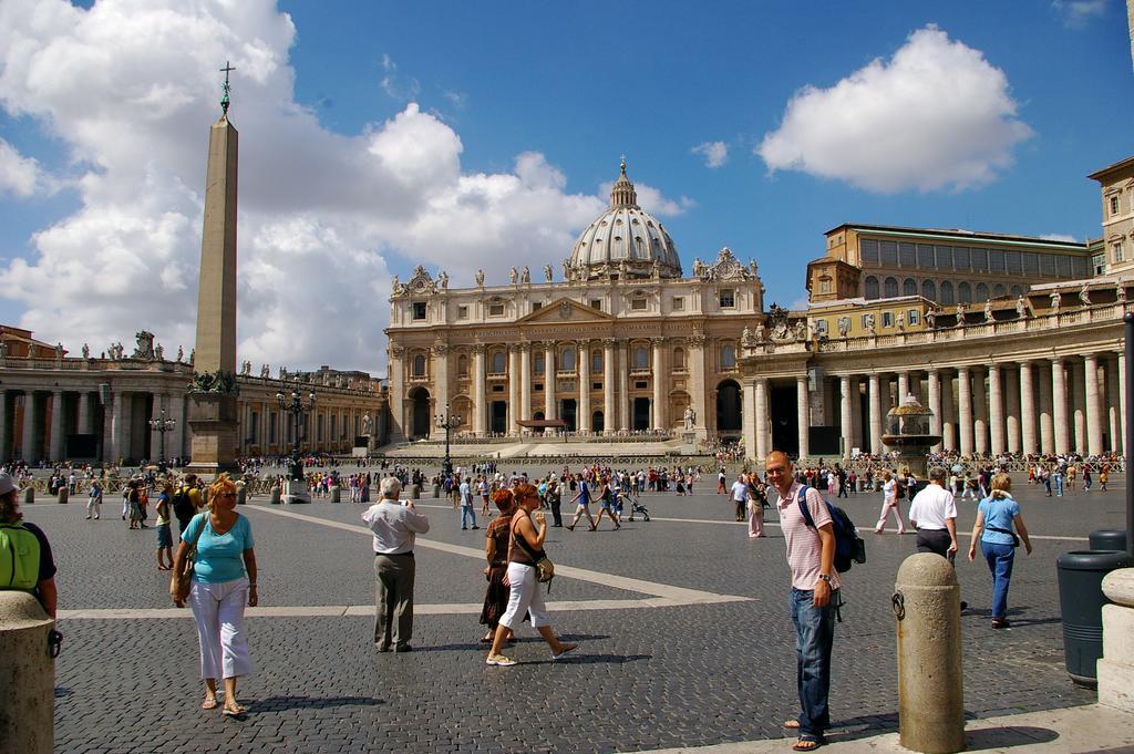 Vatican Heart Róma Kültér fotó